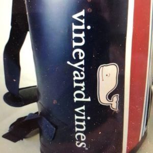 Vineyard vines 10 can cooler sling nwot